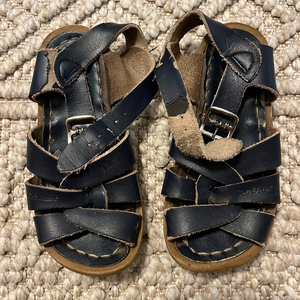 Navy blue Saltwater sandals